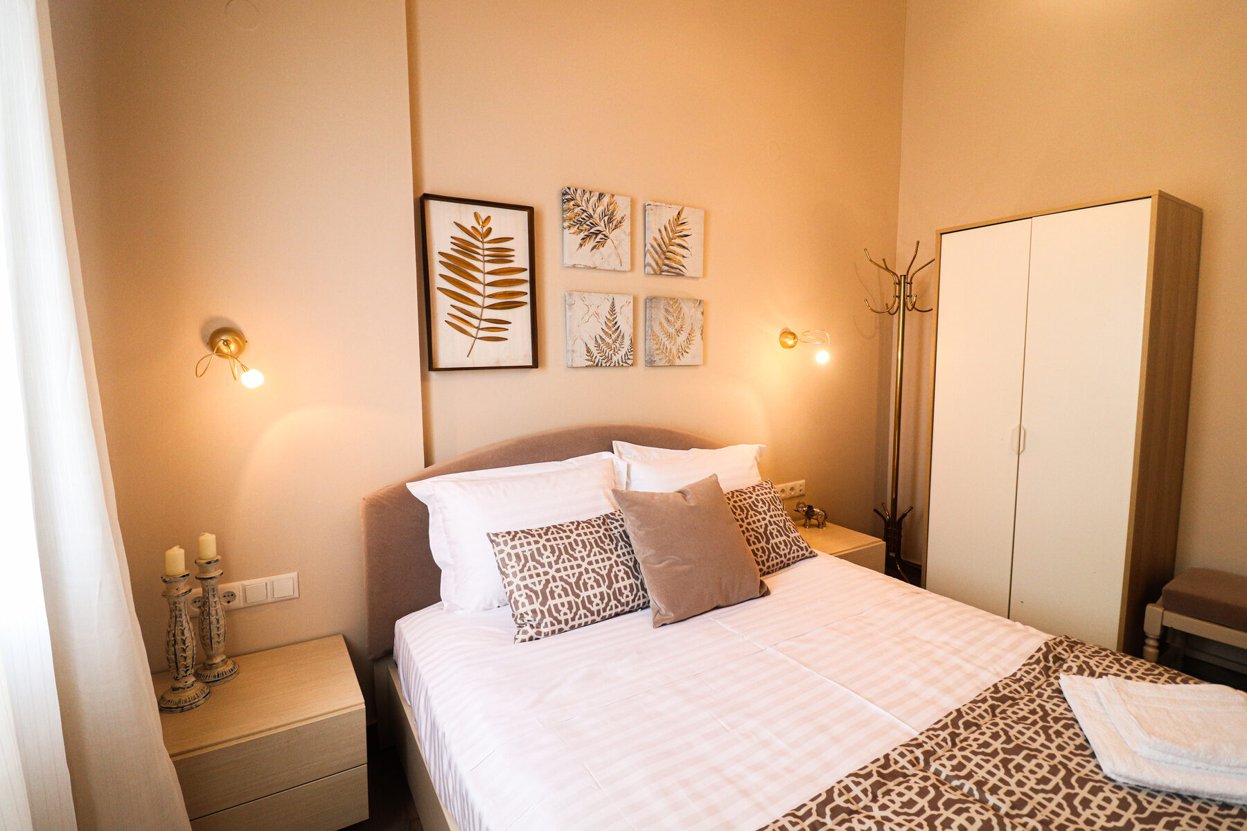 Bedroom 3 detail